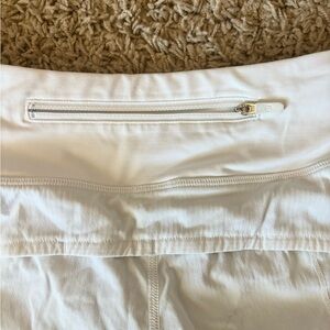 Lululemon Speed up low-rise lined shorts 2.5”